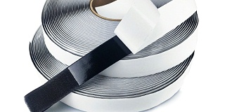 日韩人妻鲁交色情精品视频撕下后是否会有残胶？