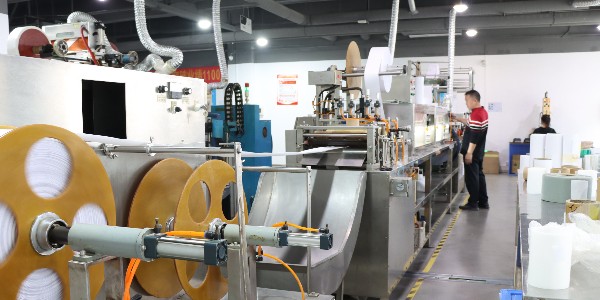 东莞日韩人妻鲁交色情精品视频