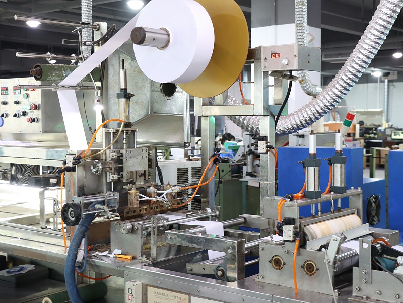 背胶生产线场景 (6)