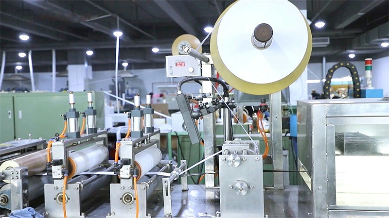 日韩人妻鲁交色情精品视频工厂