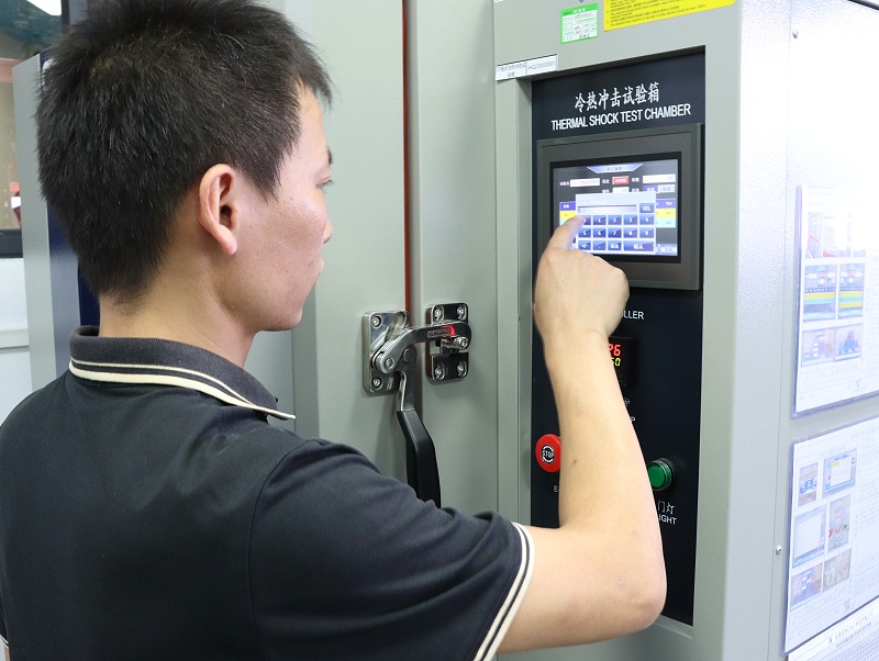 日韩人妻鲁交色情精品视频测试