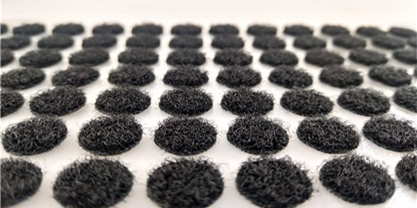 魔术贴生产厂家要牢牢抓好品检和包装