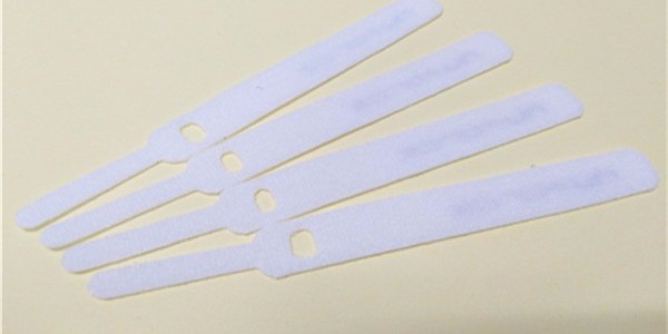 机箱内部线怎么样魔术贴扎带整理