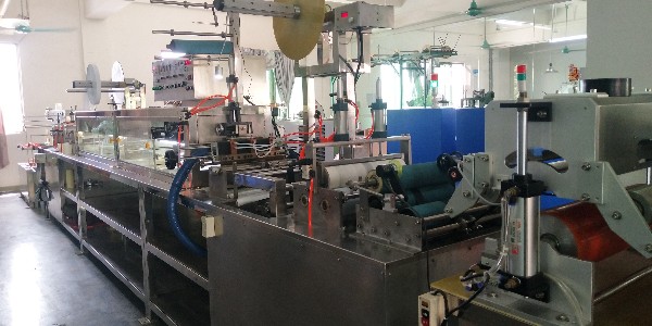 好产品离不开好设备-新款日韩人妻鲁交色情精品视频生产线已到厂！