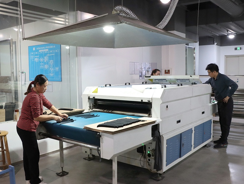 色情无码WWW视频无码区小黄鸭生产现场 (6)